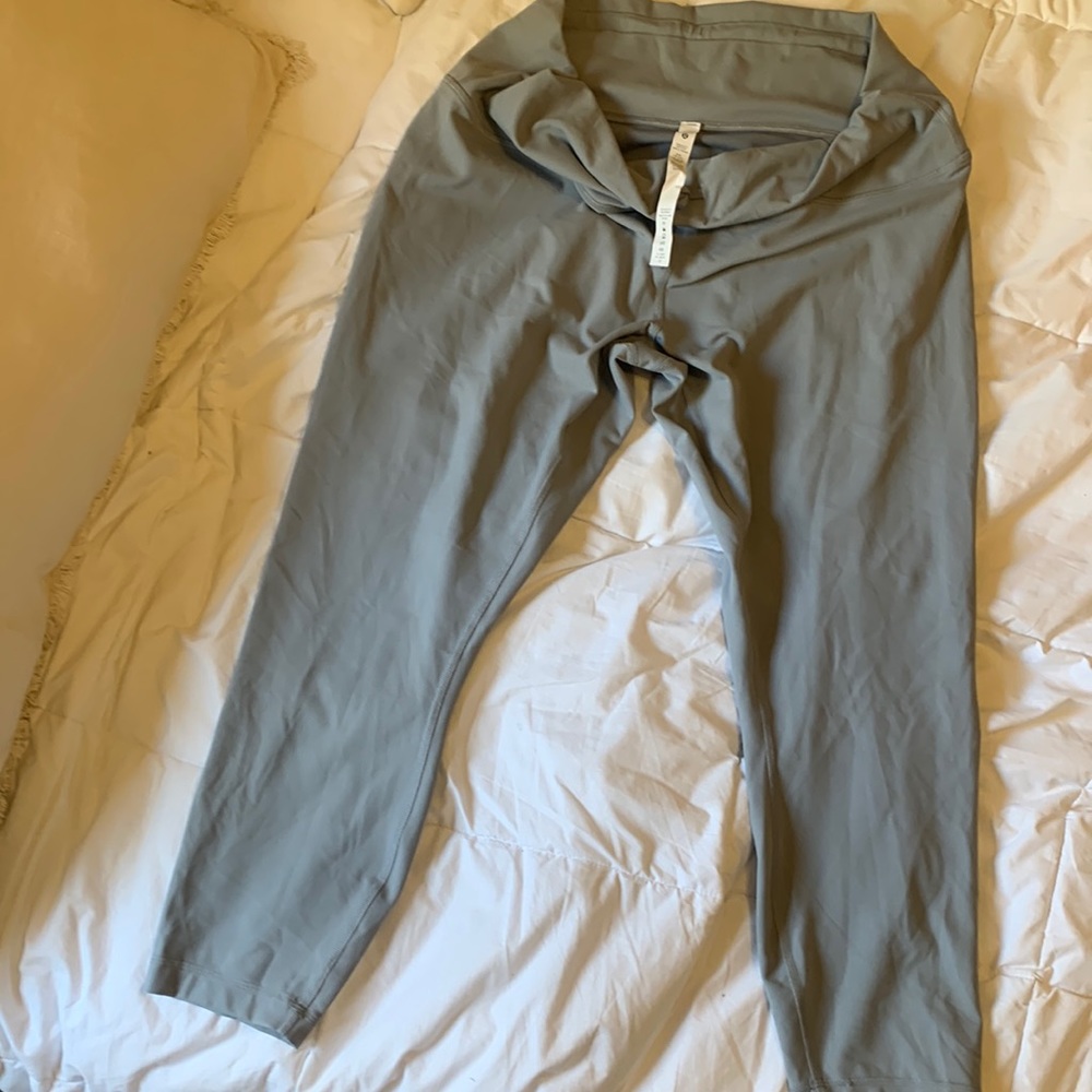 LULULEMON EUC like new